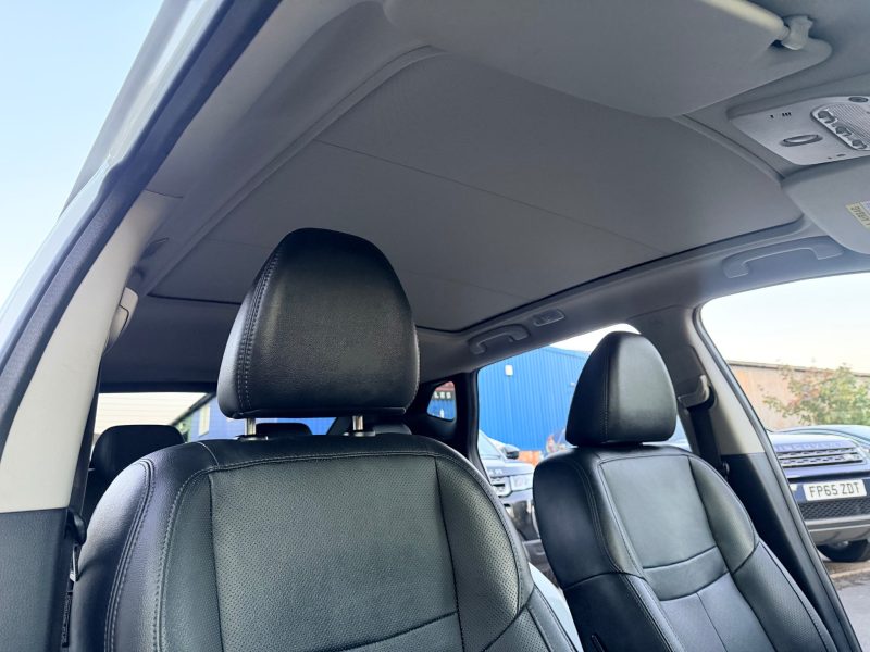 Nissan Qashqai 1.2 DiG-T Tekna [Non-Panoramic] 5dr 2017 — photo 53 of 91