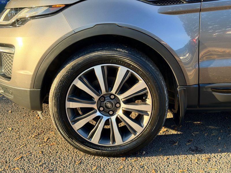 Land Rover Range Rover Evoque 2.0 TD4 SE Tech 5dr 2017 — photo 15 of 67