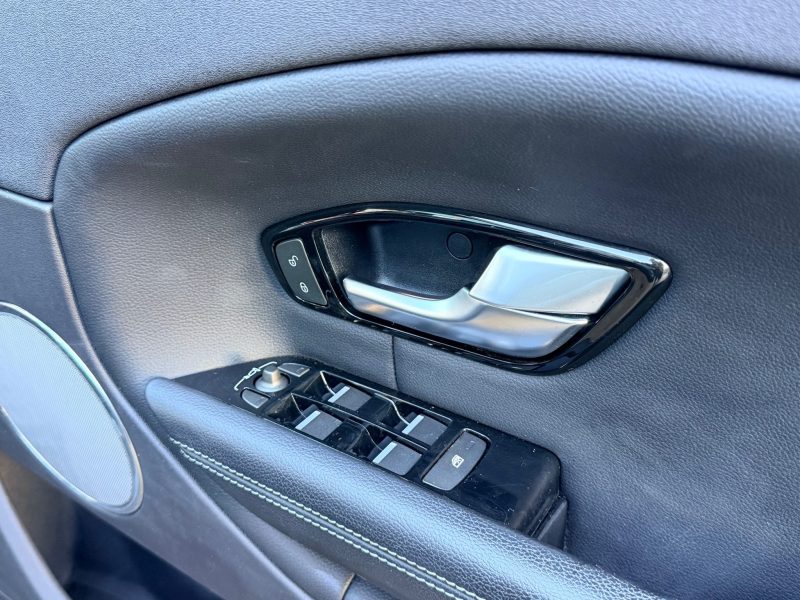 Land Rover Range Rover Evoque 2.0 TD4 SE Tech 5dr 2017 — photo 52 of 67