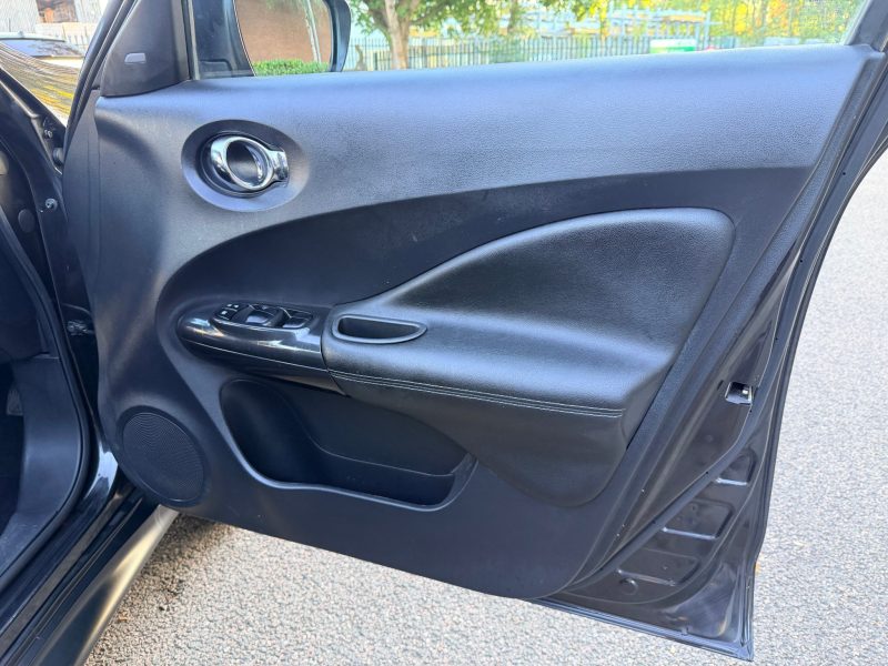 Nissan UKE 1.6 Tekna 5dr Xtronic [Bose] 2018 — photo 44 of 54