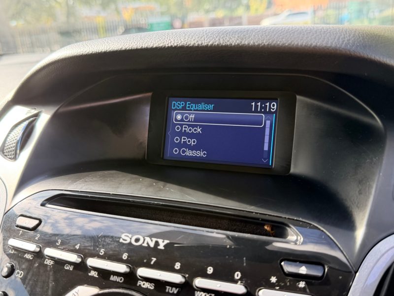 Ford Focus 1.0 125 EcoBoost Titanium 5dr 2013 — photo 64 of 69