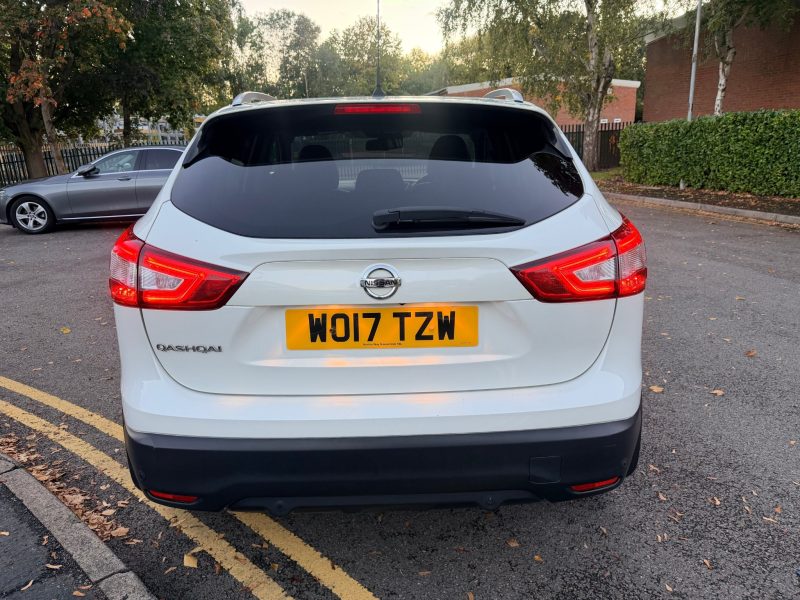 Nissan Qashqai 1.2 DiG-T Tekna [Non-Panoramic] 5dr 2017 — photo 6 of 91