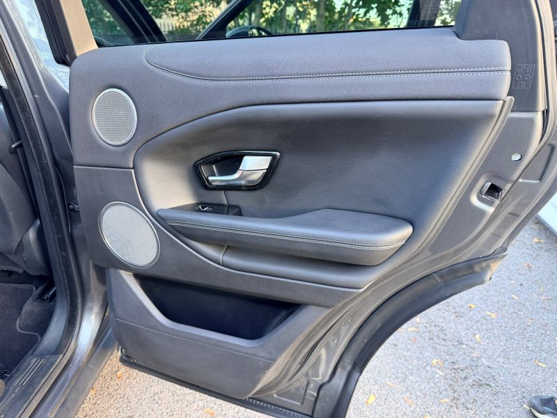 Land Rover Range Rover Evoque 2.0 TD4 SE Tech 5dr 2017 — photo 49 of 67